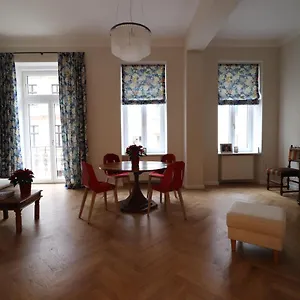  Apartment Mit Balkon Beim Schloss Belvedere