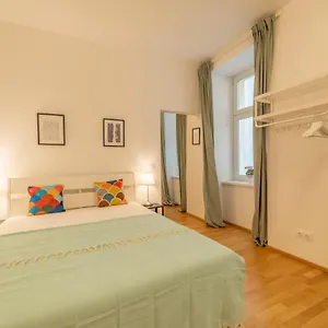  Apartment Karl I Levestate