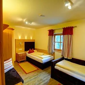 https://dienbergerhof-ferienwohnung-lavendel.com-bavaria.com